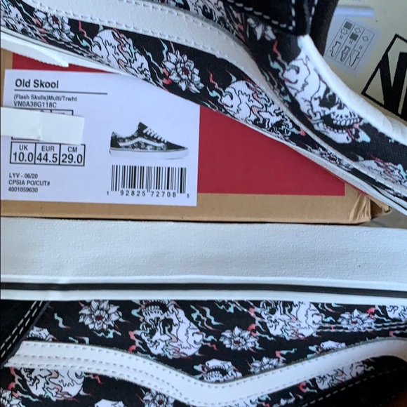 Vans Black and White Floral Sneakers Size 7 - Picture 13 of 16